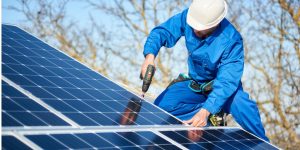 Installation Maintenance Panneaux Solaires Photovoltaïques à Bertignolles